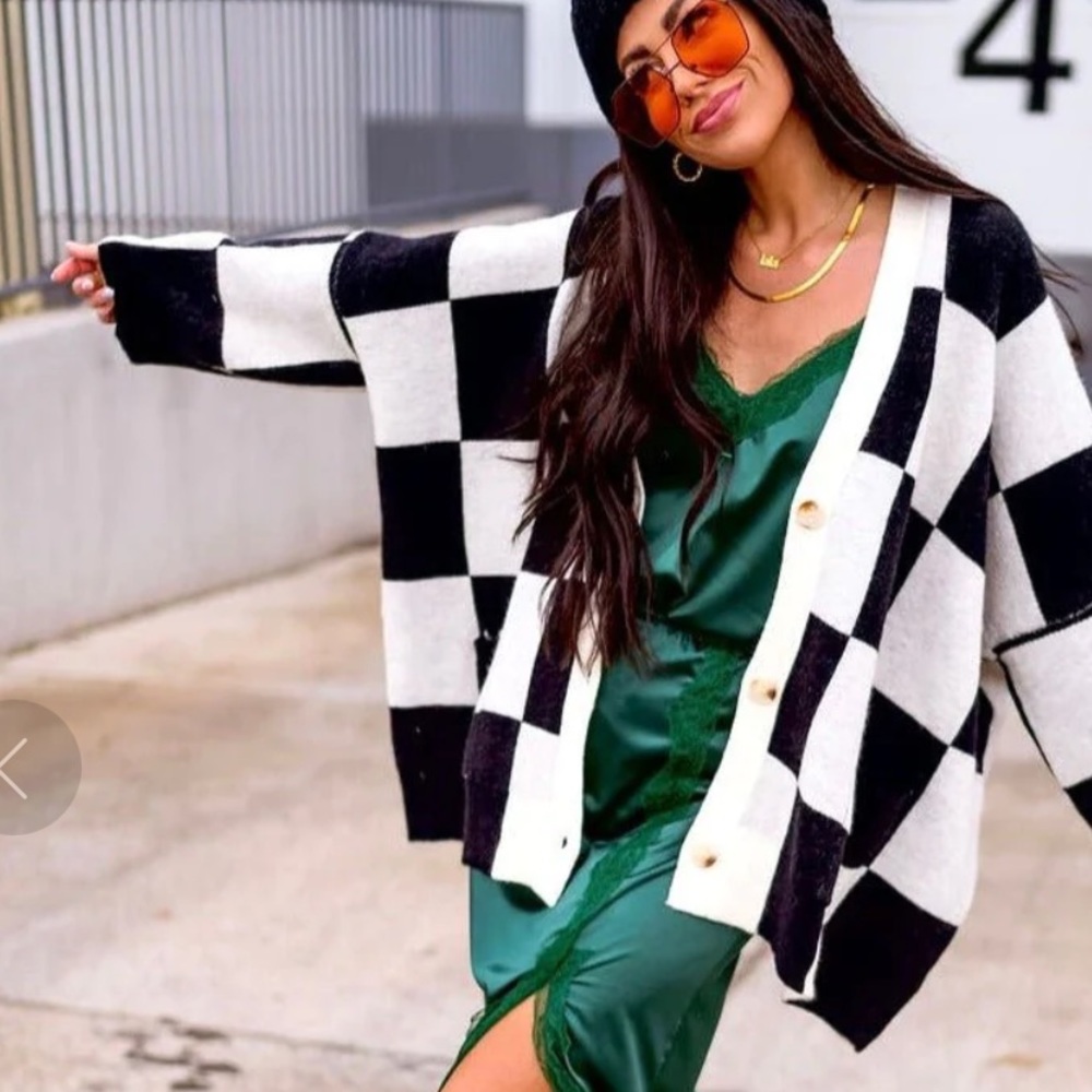 love you oversized cardigan in black and white